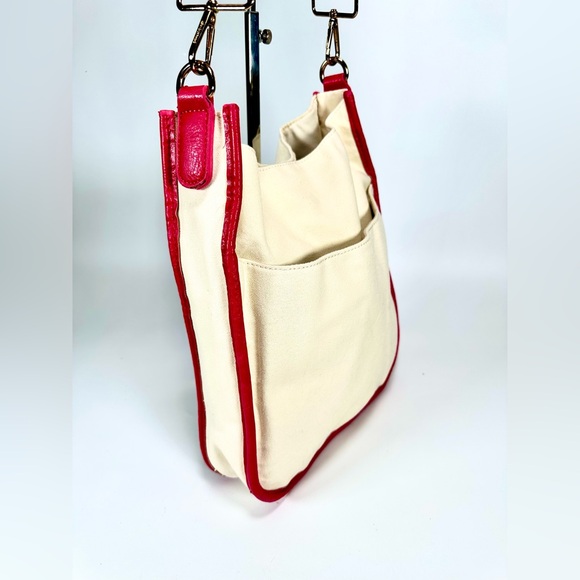 Ah-Dorned Stylish Messenger Women's Bag - Picture 2 of 10